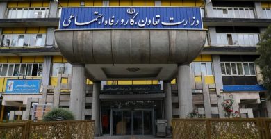 استیضاح وزیر رفاه در روزگار بحران؛ آقایان تکلیف معیشت چه می‌شود؟